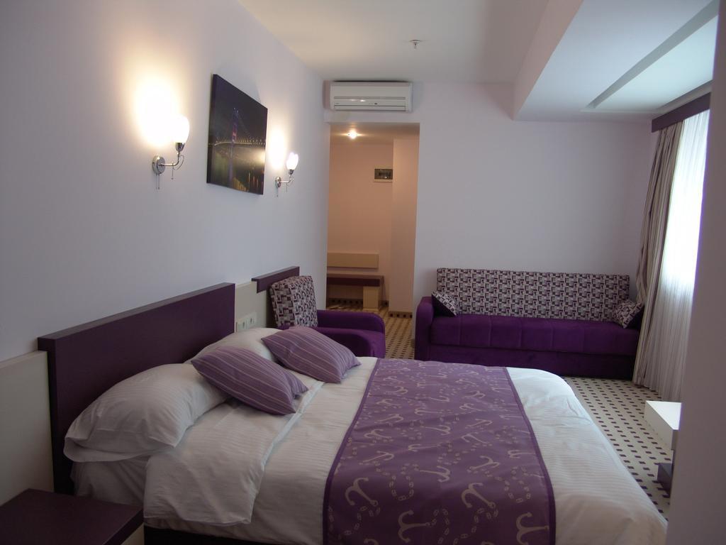 Izan Hotel Измир Екстериор снимка