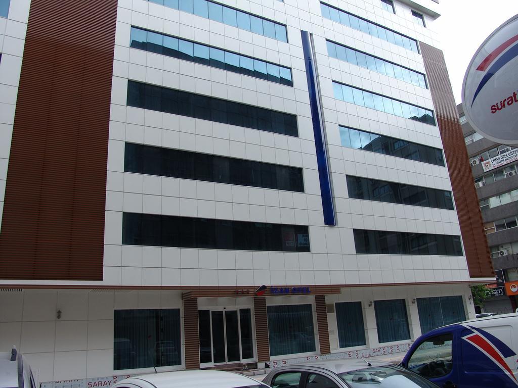 Izan Hotel Измир Екстериор снимка