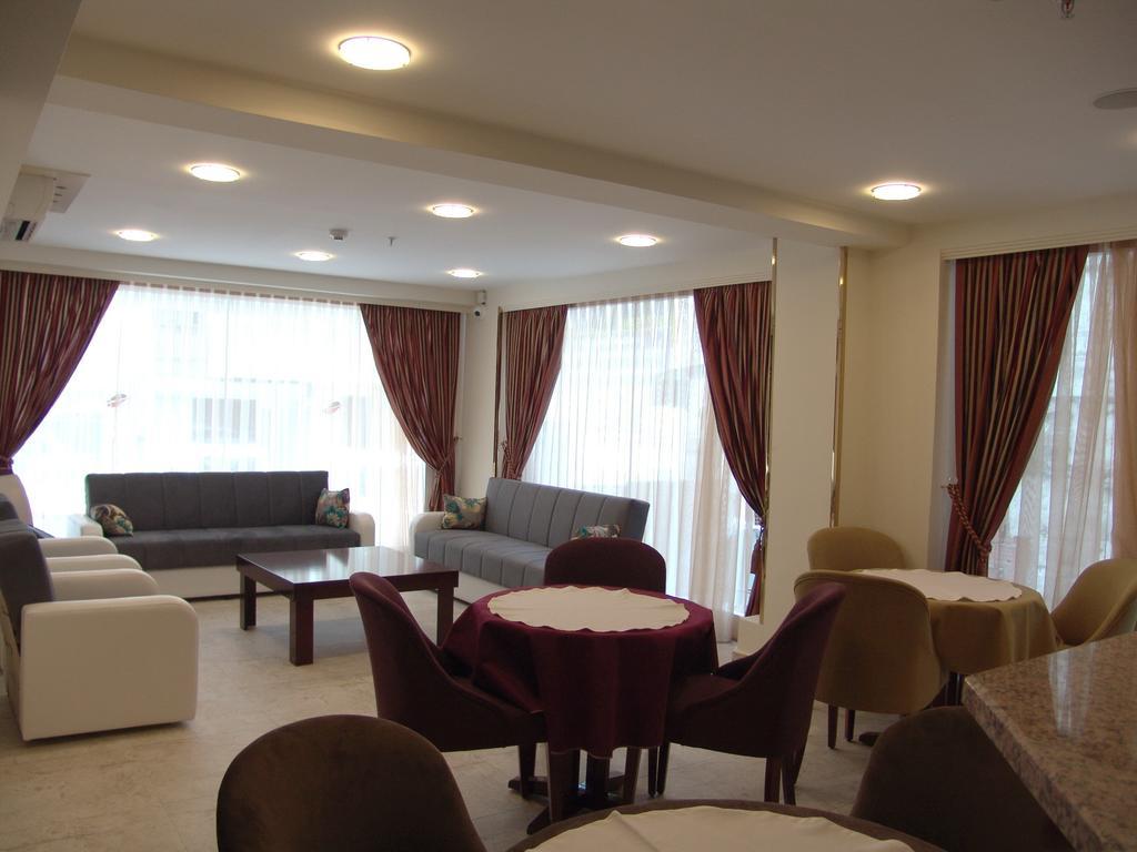 Izan Hotel Измир Екстериор снимка